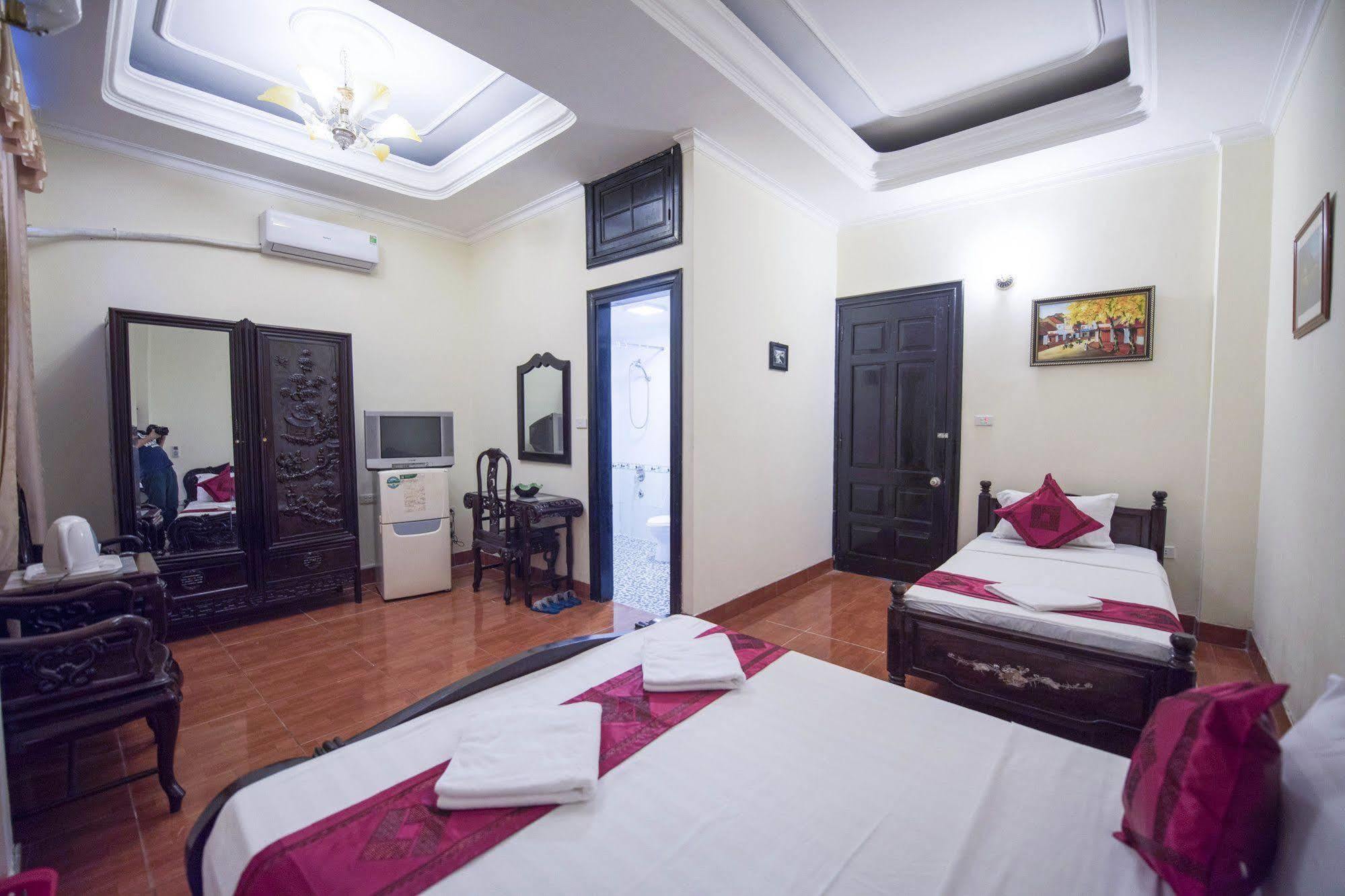 Group Nest Hotel Hanoi Bagian luar foto
