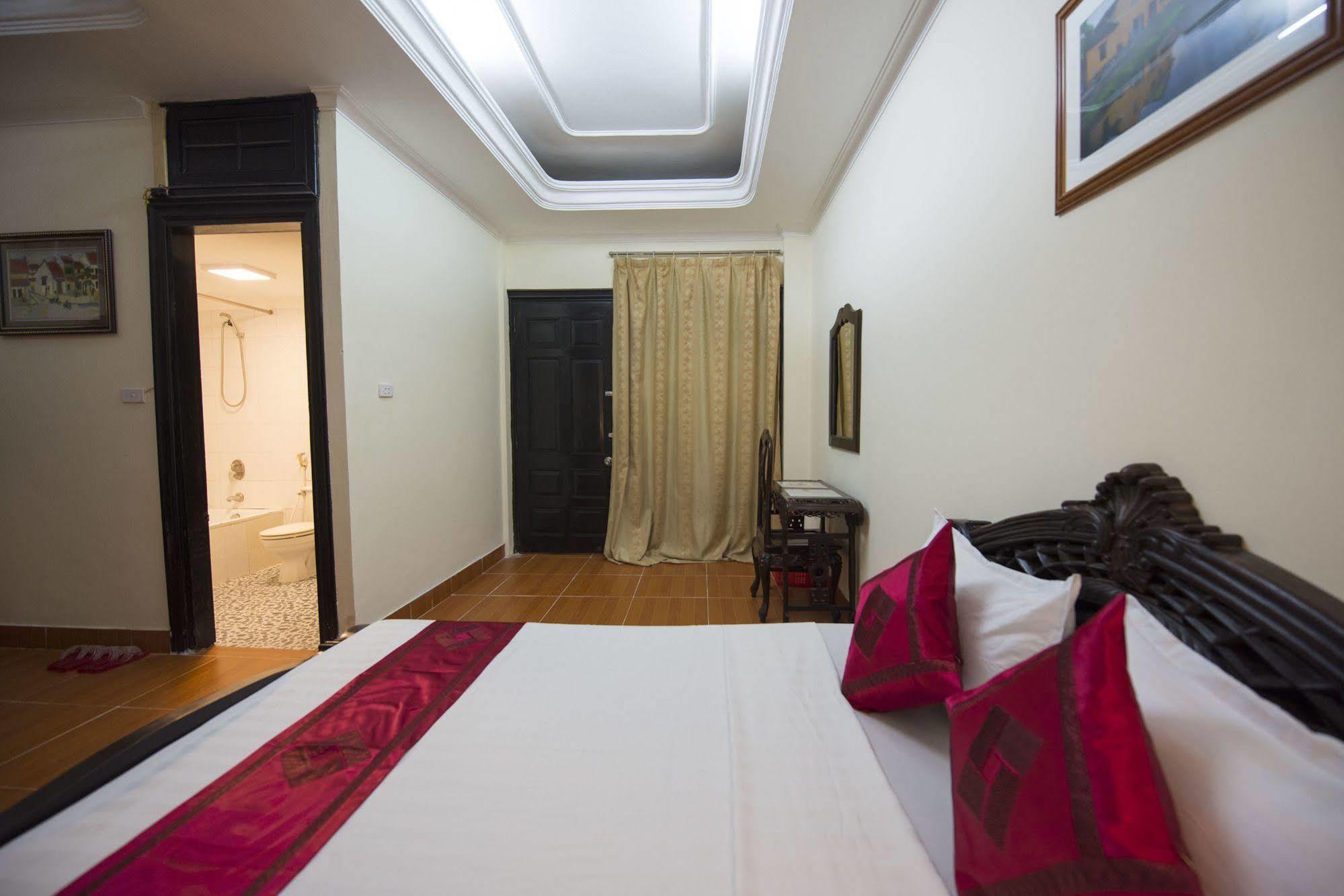 Group Nest Hotel Hanoi Bagian luar foto